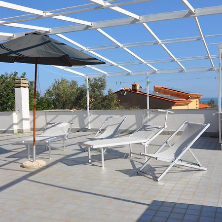 Villa Paolina Ceriale - App. 4 Posti ภายนอก รูปภาพ